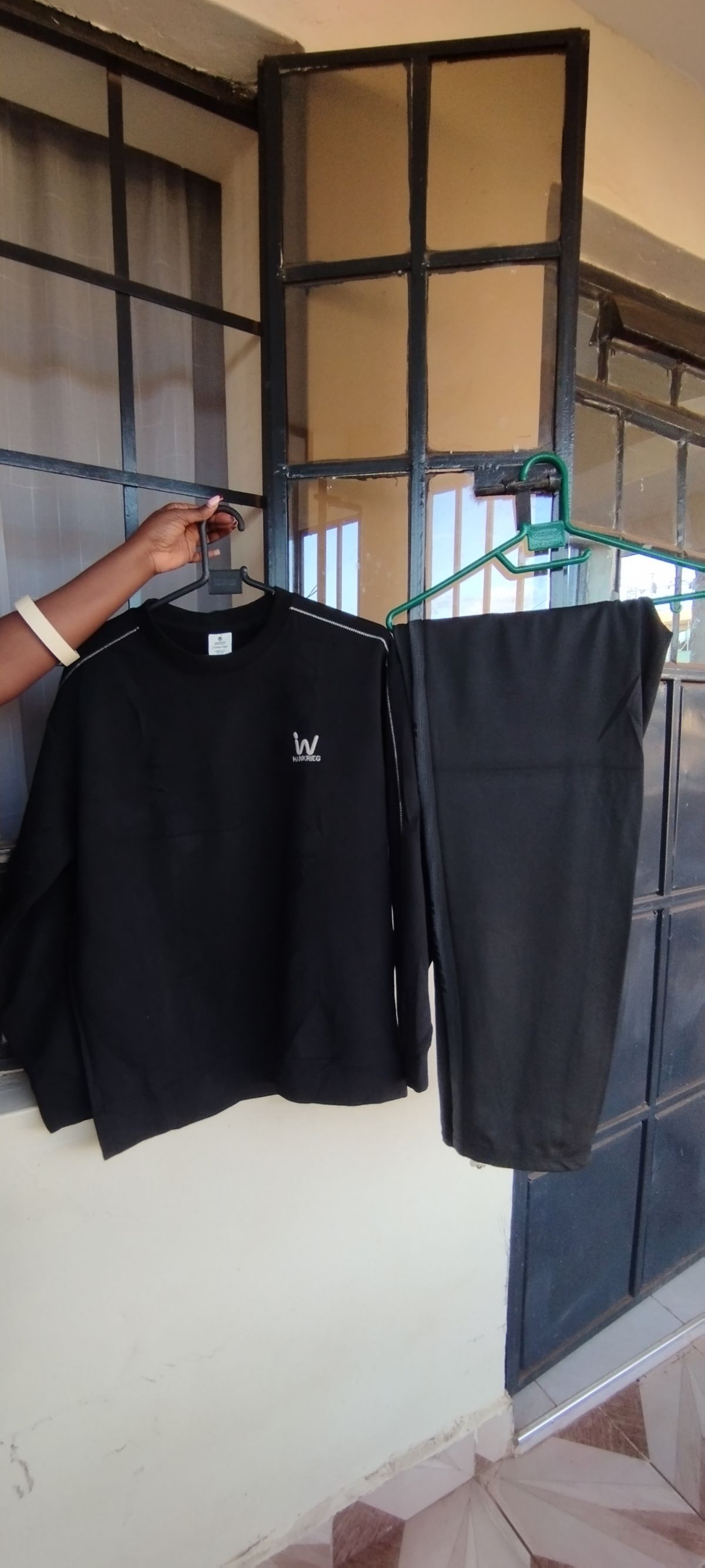 TEE STYLES & HUB - Image 2