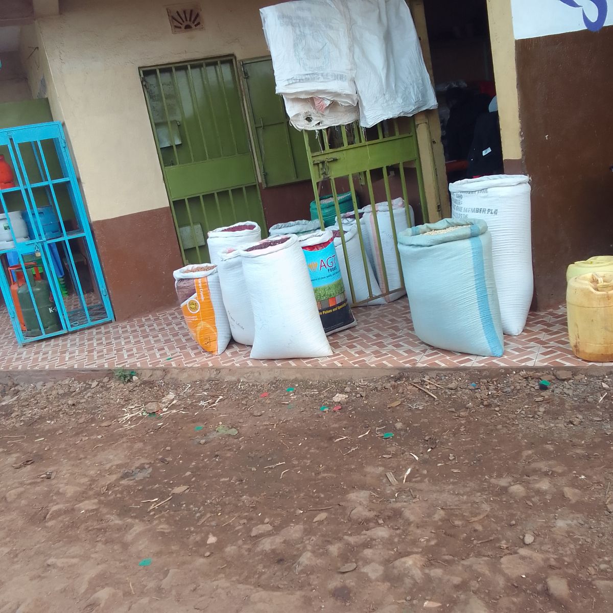 KIM KIM MWEA PISHORI, RICE AND CEREALS STORE - Image 5